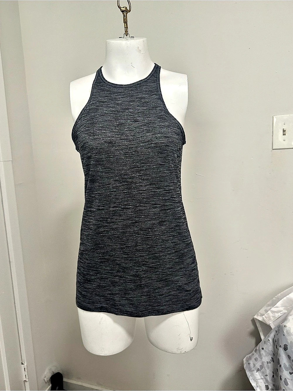 lululemon Twist and Train Tank Gray